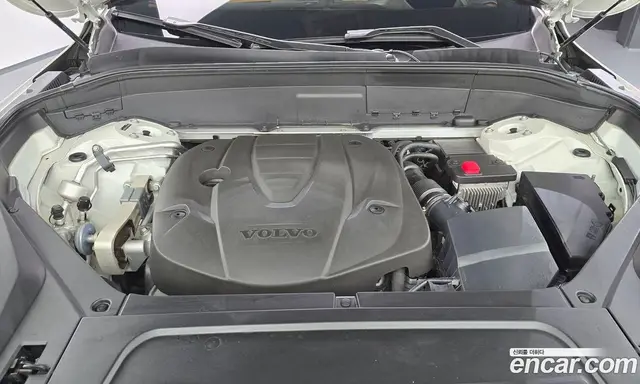 Volvo XC90 2018 2.0 автомат (гидро), миниатюра 6 Volvo XC90 2018 2.0 автомат (гидро), миниатюра 6