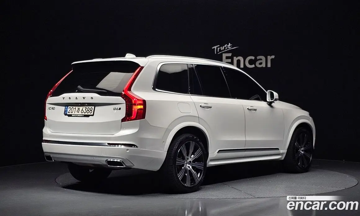 Volvo XC90 2021 2.0 автомат (гидро), фото 2 Volvo XC90 2021 2.0 автомат (гидро), фото 2