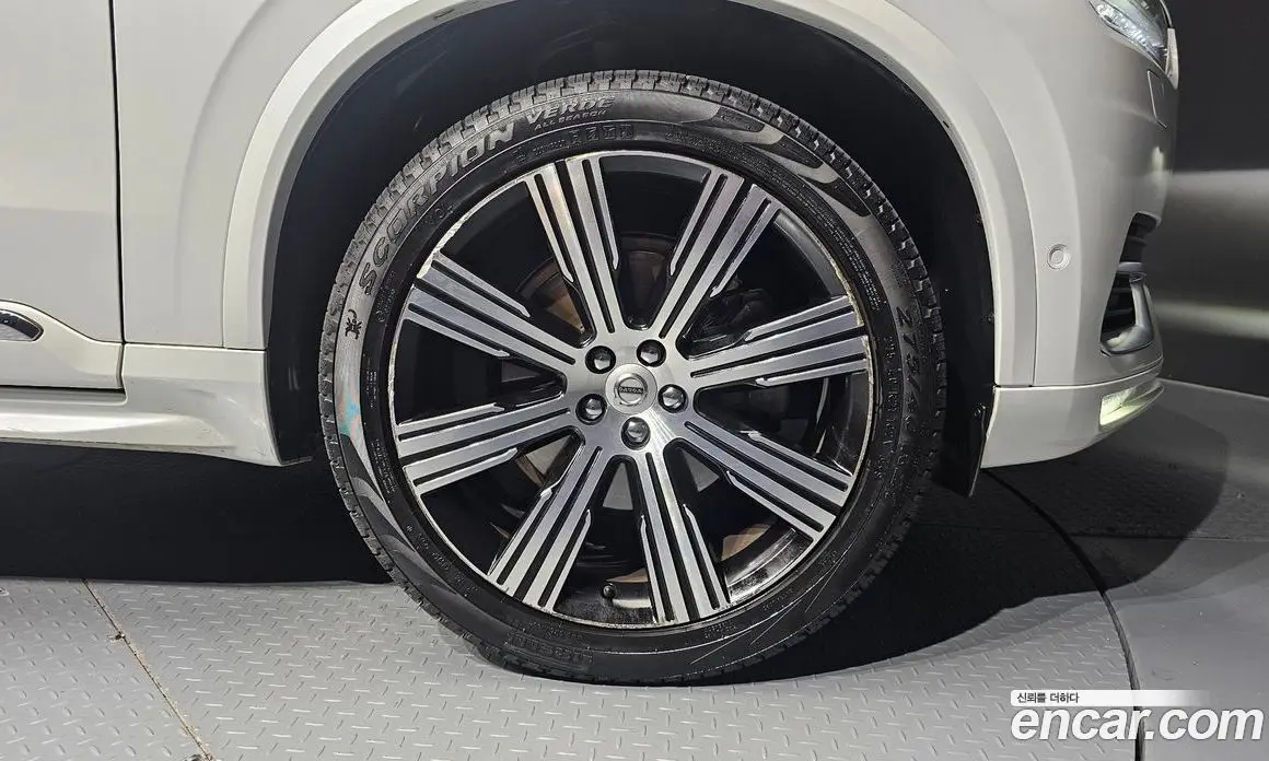 Volvo XC90 2021 2.0 автомат (гидро), фото 7 Volvo XC90 2021 2.0 автомат (гидро), фото 7