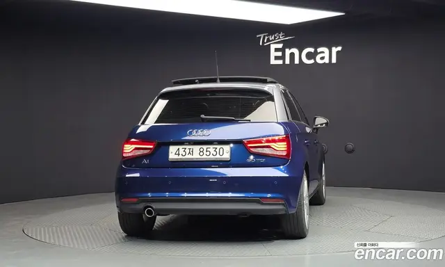 Audi A1 2015 1.6 автомат (гидро), миниатюра 4