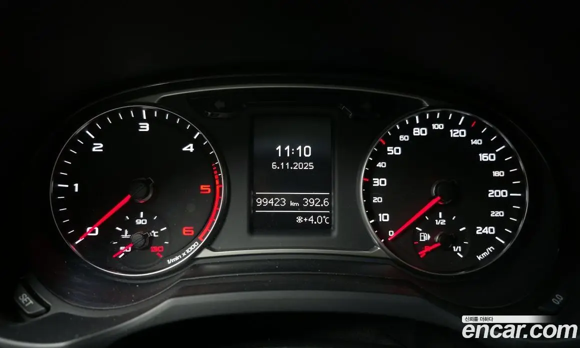 Audi A1 2015 1.6 автомат (гидро), фото 8
