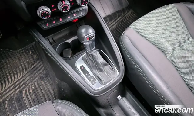 Audi A1 2015 1.6 автомат (гидро), миниатюра 9