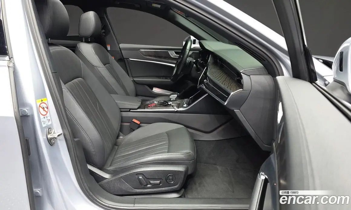Audi A6 2020 2.0 автомат (гидро), фото 11 Audi A6 2020 2.0 автомат (гидро), фото 11