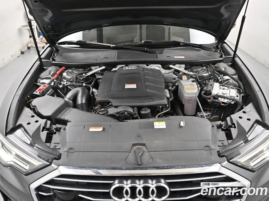 Audi A6 2021 2.0 автомат (гидро), фото 6 Audi A6 2021 2.0 автомат (гидро), фото 6