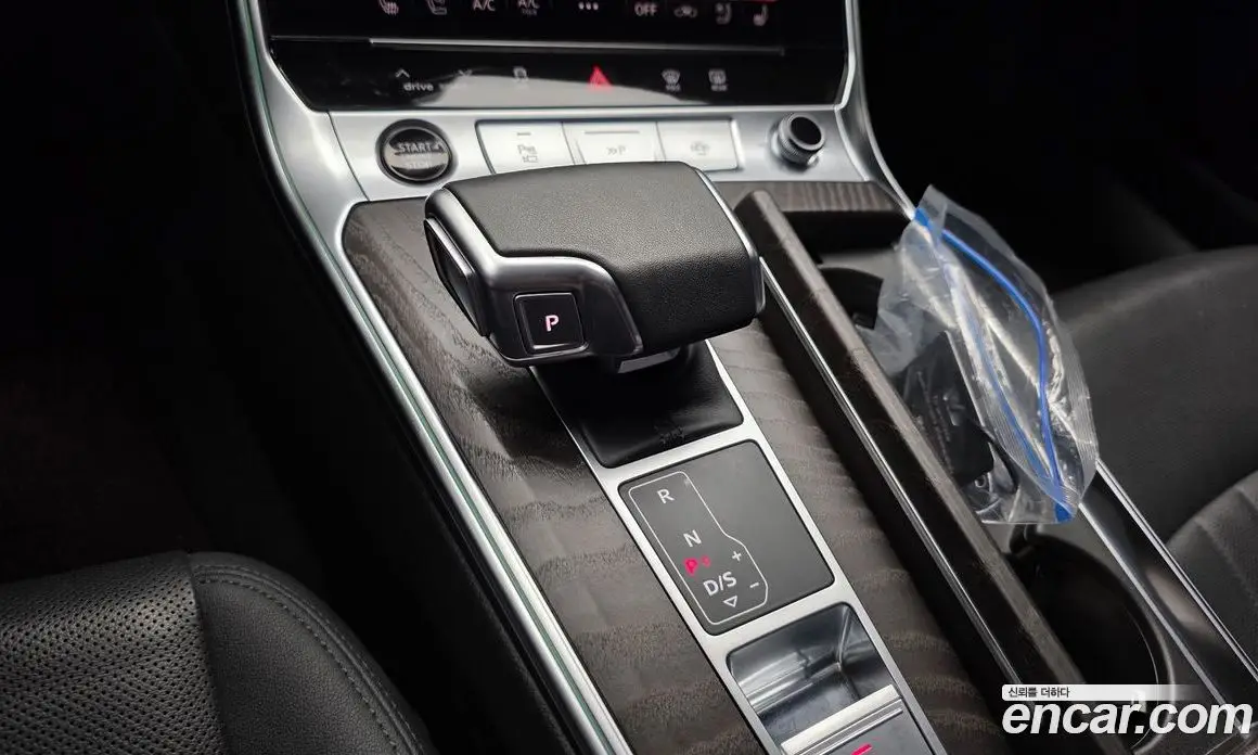 Audi A6 2022 2.0 автомат (гидро), фото 12 Audi A6 2022 2.0 автомат (гидро), фото 12