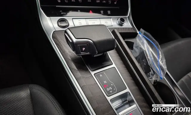 Audi A6 2022 2.0 автомат (гидро), миниатюра 12