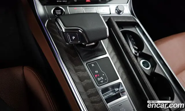 Audi A6 2023 2.0 автомат (гидро), миниатюра 12
