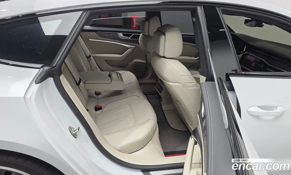 Audi A7 2025 3.0 автомат (гидро), фото 12 Audi A7 2025 3.0 автомат (гидро), фото 12