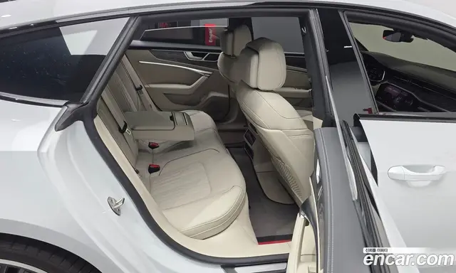 Audi A7 2025 3.0 автомат (гидро), миниатюра 12