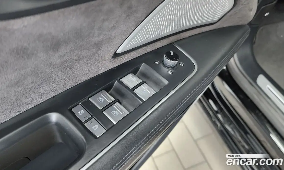 Audi A8 2019 3.0 автомат (гидро), фото 37 Audi A8 2019 3.0 автомат (гидро), фото 37