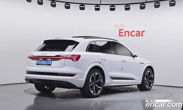 Audi e-tron 2023 0.2 автомат (гидро), миниатюра 2 Audi e-tron 2023 0.2 автомат (гидро), миниатюра 2