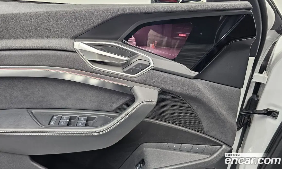 Audi e-tron 2023 0.2 автомат (гидро), фото 20 Audi e-tron 2023 0.2 автомат (гидро), фото 20
