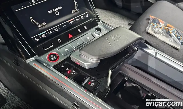 Audi e-tron 2023 0.2 автомат (гидро), миниатюра 9 Audi e-tron 2023 0.2 автомат (гидро), миниатюра 9