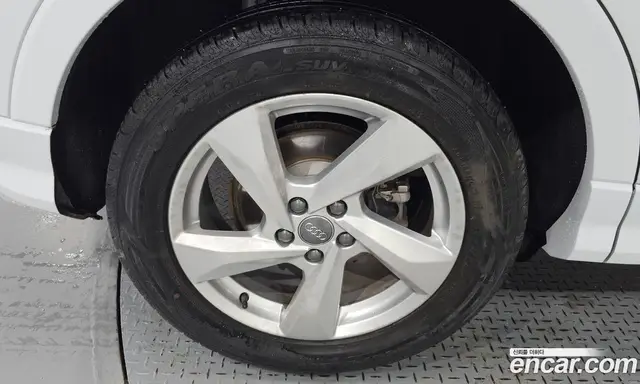 Audi Q3 2020 2.0 автомат (гидро), миниатюра 4 Audi Q3 2020 2.0 автомат (гидро), миниатюра 4