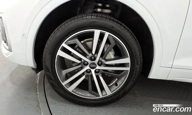 Audi Q5 2023 2.0 автомат (гидро), миниатюра 5 Audi Q5 2023 2.0 автомат (гидро), миниатюра 5