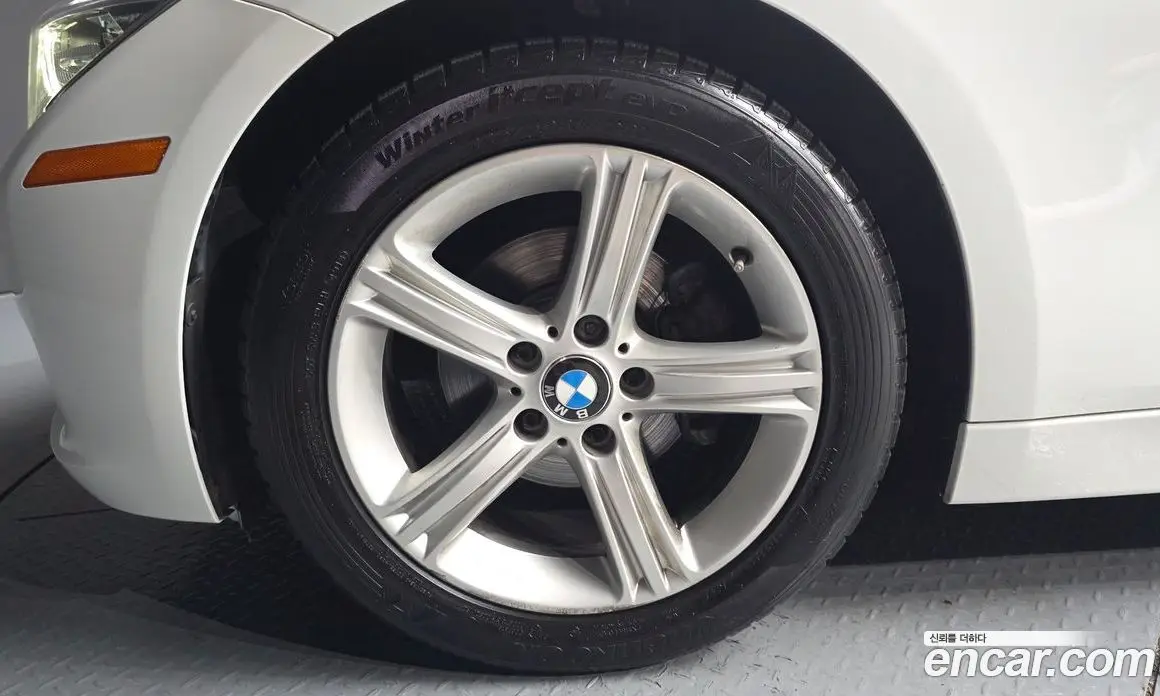 BMW 3 серия 2013 2.0 автомат (гидро), фото 5 BMW 3 серия 2013 2.0 автомат (гидро), фото 5