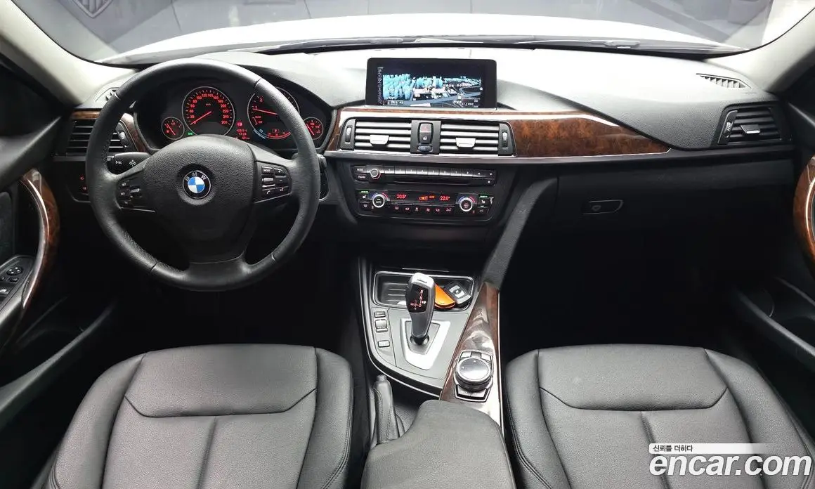 BMW 3 серия 2013 2.0 автомат (гидро), фото 7 BMW 3 серия 2013 2.0 автомат (гидро), фото 7