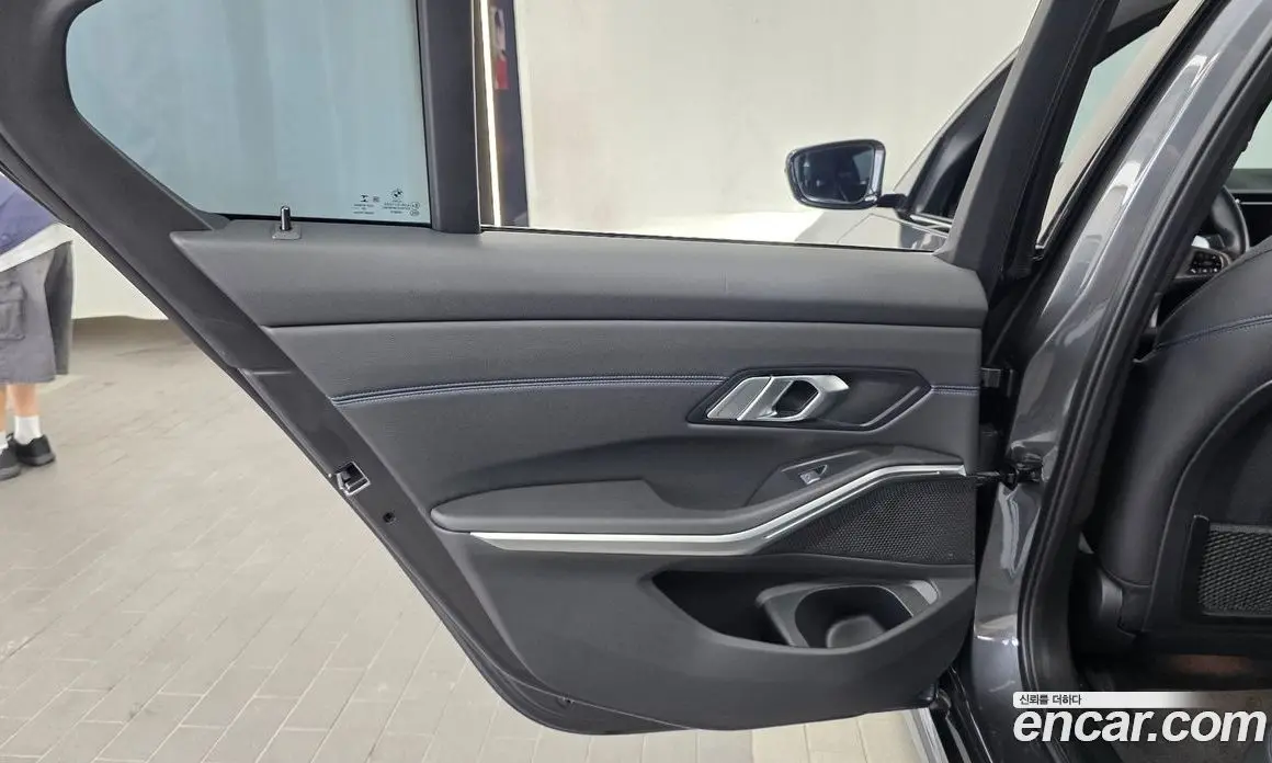 BMW 3 серия 2021 2.0 автомат (гидро), фото 15 BMW 3 серия 2021 2.0 автомат (гидро), фото 15