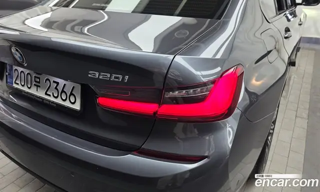 BMW 3 серия 2021 2.0 автомат (гидро), миниатюра 9 BMW 3 серия 2021 2.0 автомат (гидро), миниатюра 9