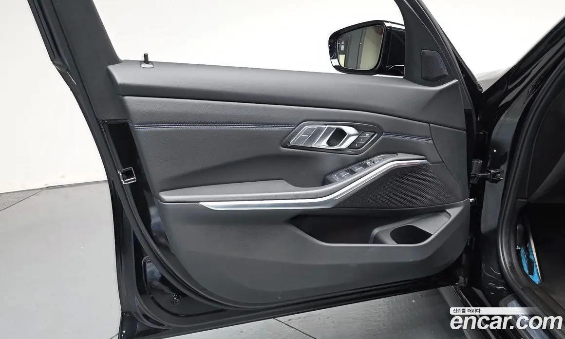 BMW 3 серия 2022 2.0 автомат (гидро), фото 14 BMW 3 серия 2022 2.0 автомат (гидро), фото 14