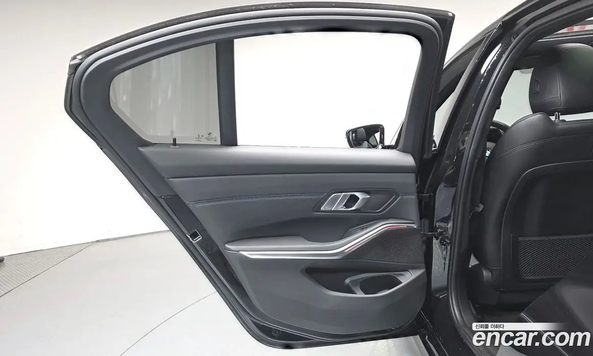BMW 3 серия 2022 2.0 автомат (гидро), фото 15 BMW 3 серия 2022 2.0 автомат (гидро), фото 15
