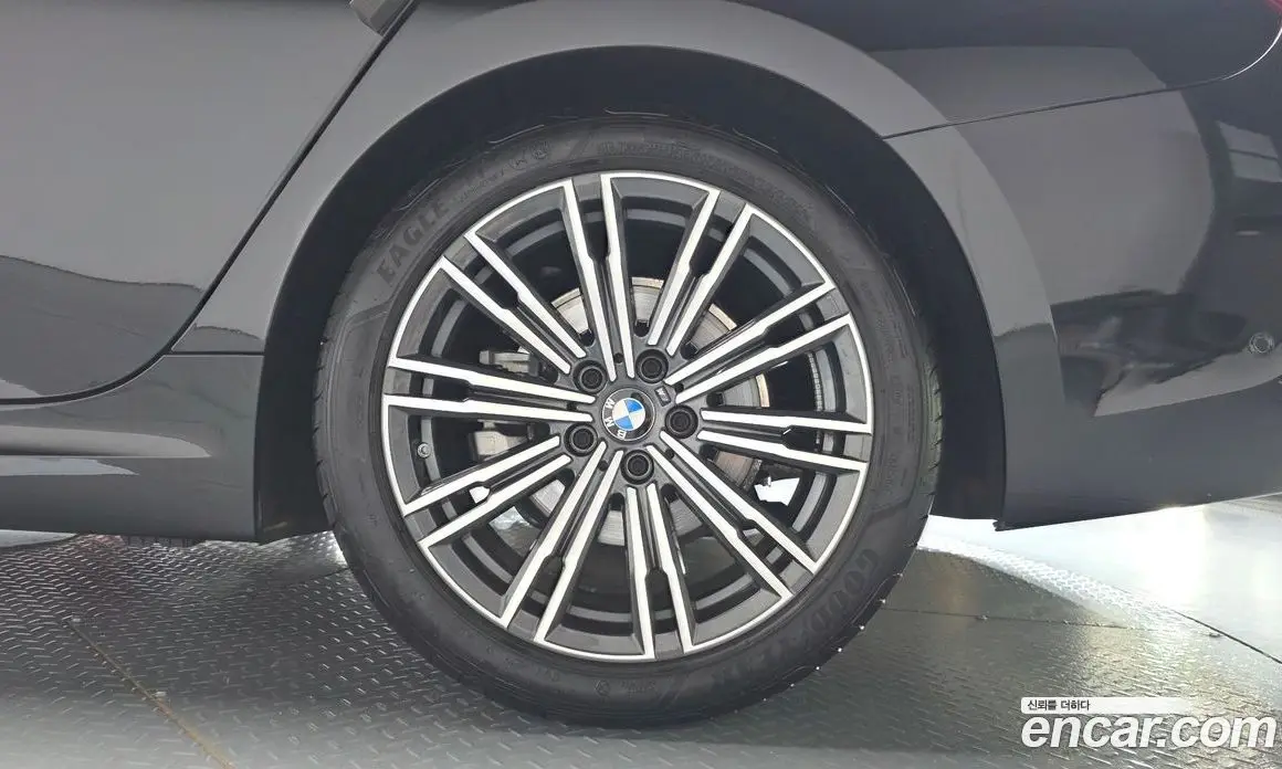BMW 3 серия 2022 2.0 автомат (гидро), фото 7 BMW 3 серия 2022 2.0 автомат (гидро), фото 7