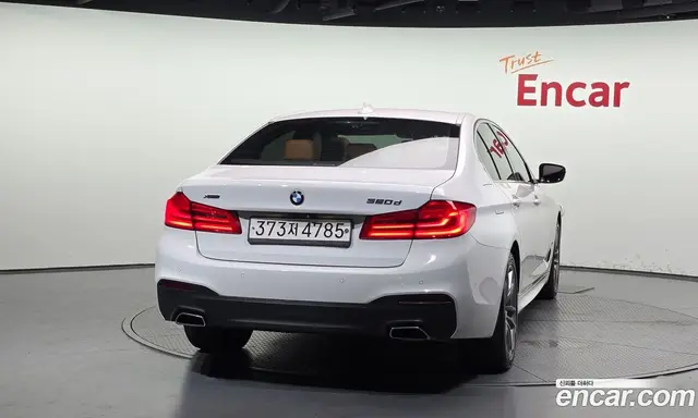 BMW 5 серия 2017 2.0 автомат (гидро), миниатюра 4 BMW 5 серия 2017 2.0 автомат (гидро), миниатюра 4