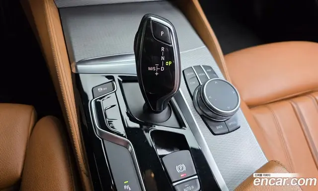BMW 5 серия 2017 2.0 автомат (гидро), миниатюра 9 BMW 5 серия 2017 2.0 автомат (гидро), миниатюра 9