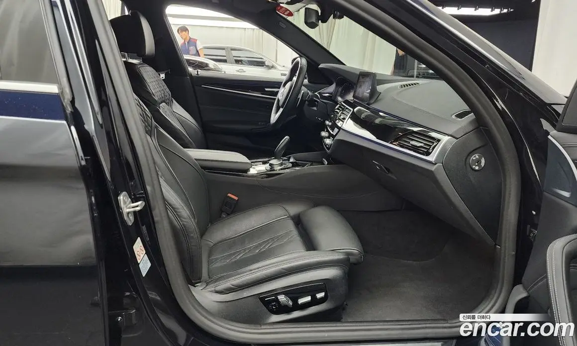 BMW 5 серия 2020 2.0 автомат (гидро), фото 17 BMW 5 серия 2020 2.0 автомат (гидро), фото 17