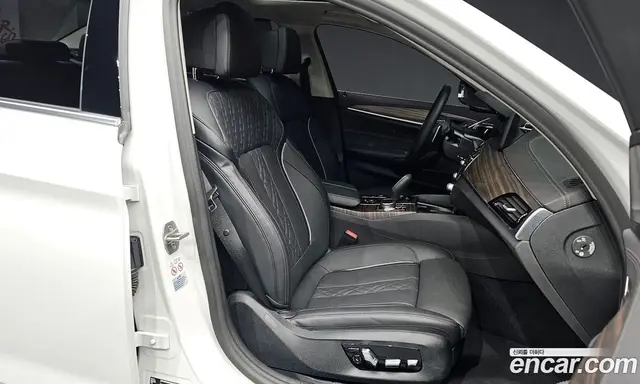 BMW 5 серия 2022 2.0 автомат (гидро), миниатюра 11