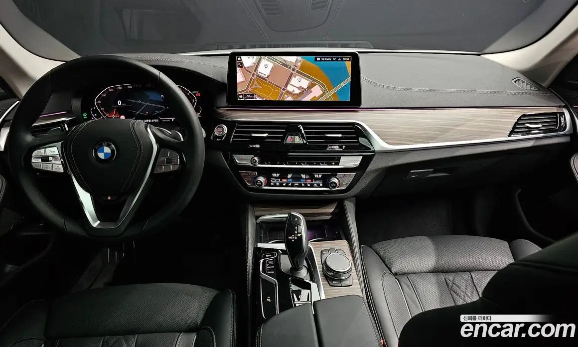 BMW 5 серия 2022 2.0 автомат (гидро), фото 7