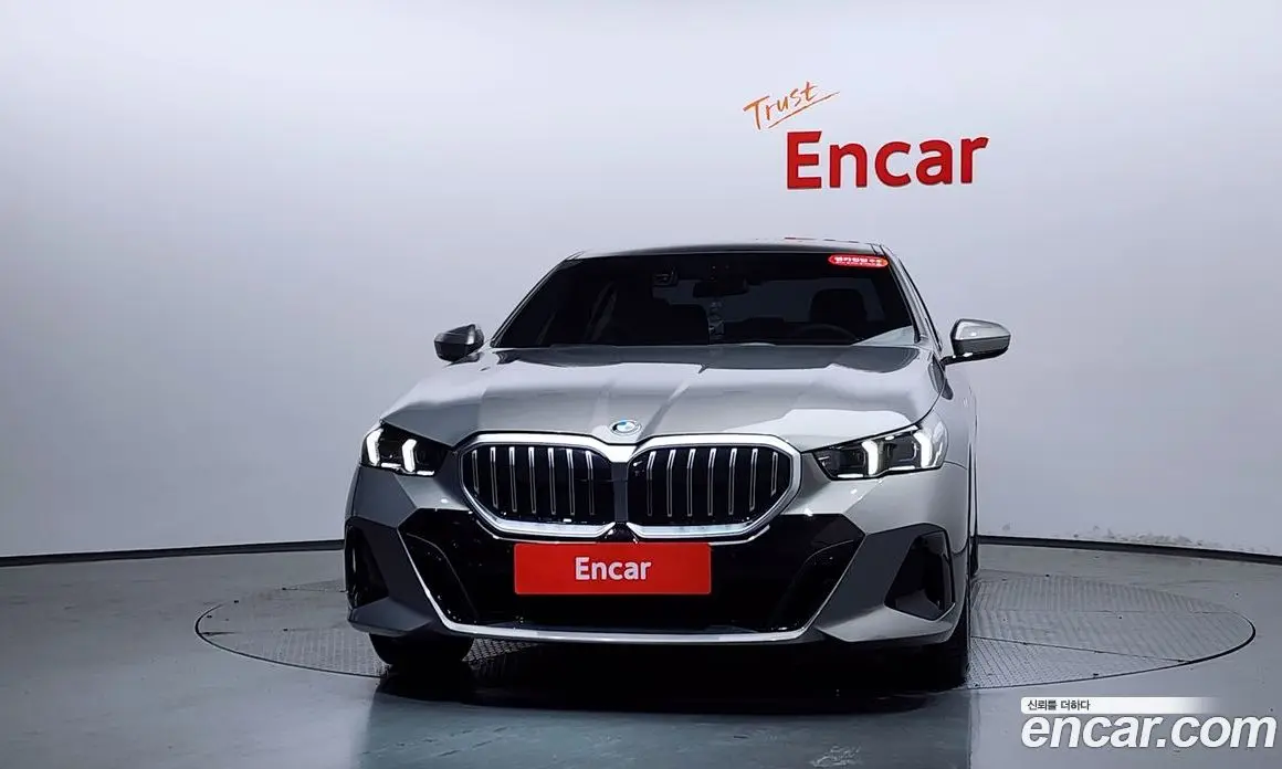 BMW 5 серия 2025 2.0 автомат (гидро), фото 2 BMW 5 серия 2025 2.0 автомат (гидро), фото 2