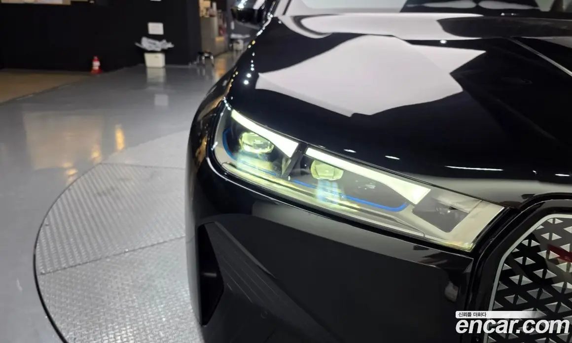 BMW iX 2023 0.3 автомат (гидро), фото 8 BMW iX 2023 0.3 автомат (гидро), фото 8