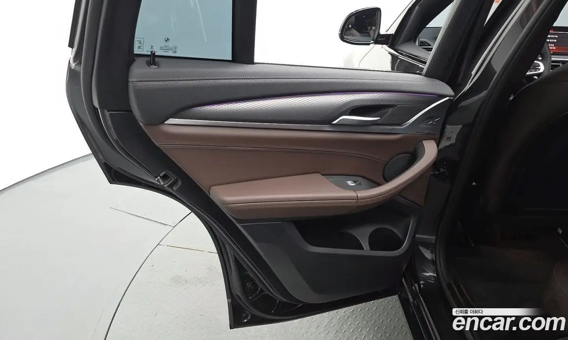 BMW X4 2025 2.0 автомат (гидро), фото 15 BMW X4 2025 2.0 автомат (гидро), фото 15