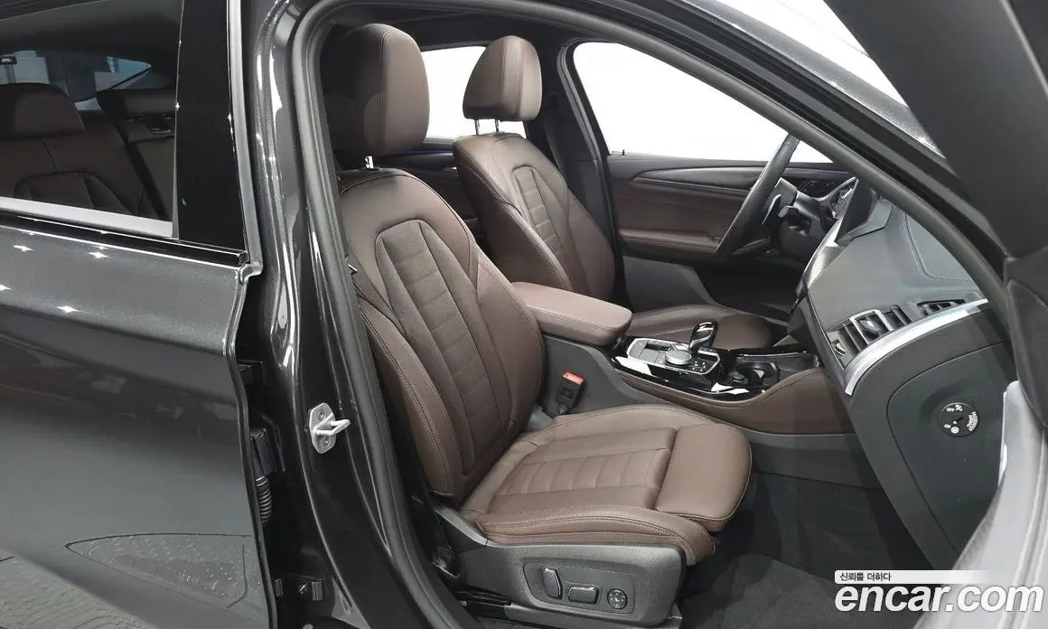 BMW X4 2025 2.0 автомат (гидро), фото 16 BMW X4 2025 2.0 автомат (гидро), фото 16