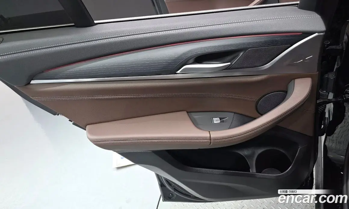 BMW X4 2025 2.0 автомат (гидро), фото 15 BMW X4 2025 2.0 автомат (гидро), фото 15