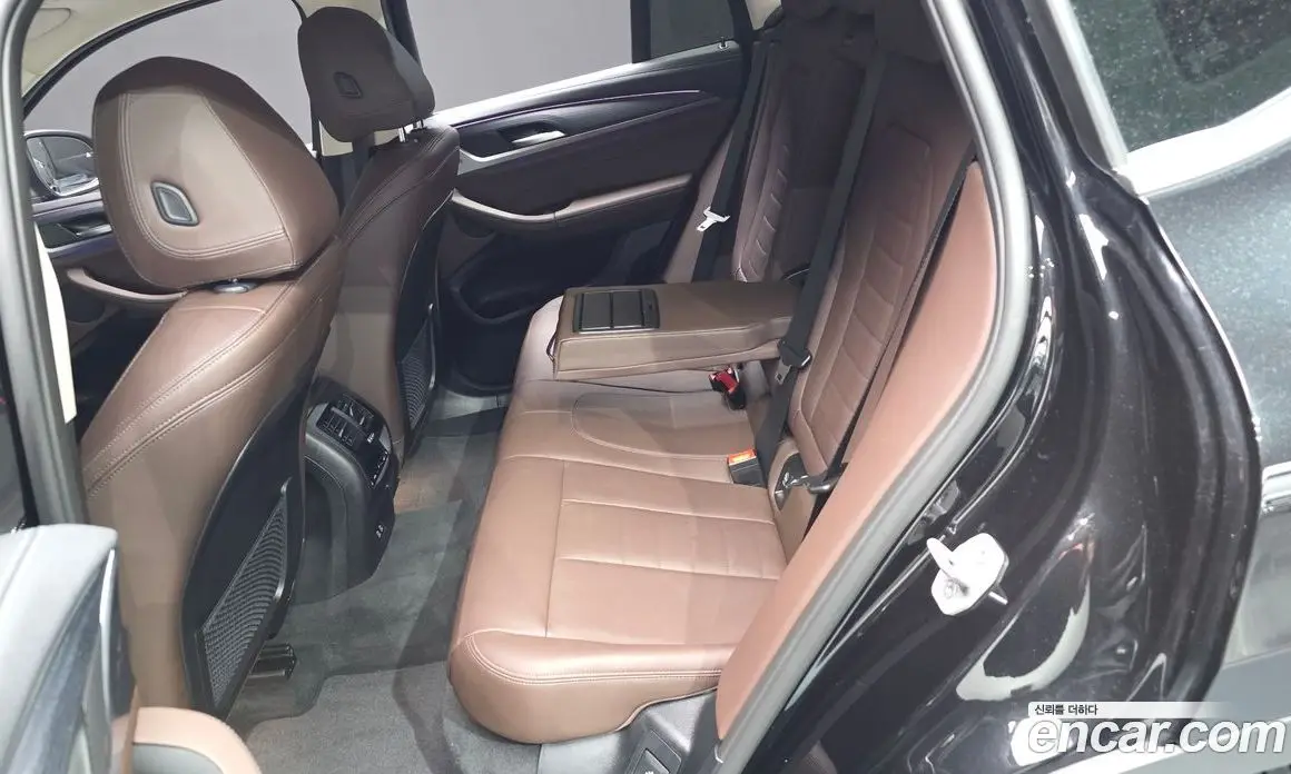 BMW X4 2025 2.0 автомат (гидро), фото 18 BMW X4 2025 2.0 автомат (гидро), фото 18