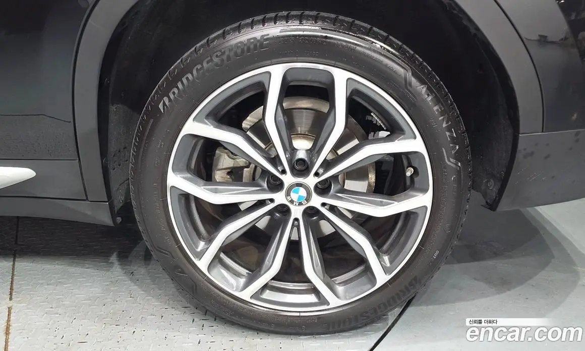 BMW X4 2025 2.0 автомат (гидро), фото 7 BMW X4 2025 2.0 автомат (гидро), фото 7
