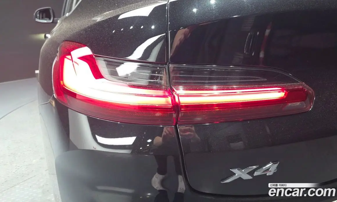 BMW X4 2025 2.0 автомат (гидро), фото 9 BMW X4 2025 2.0 автомат (гидро), фото 9