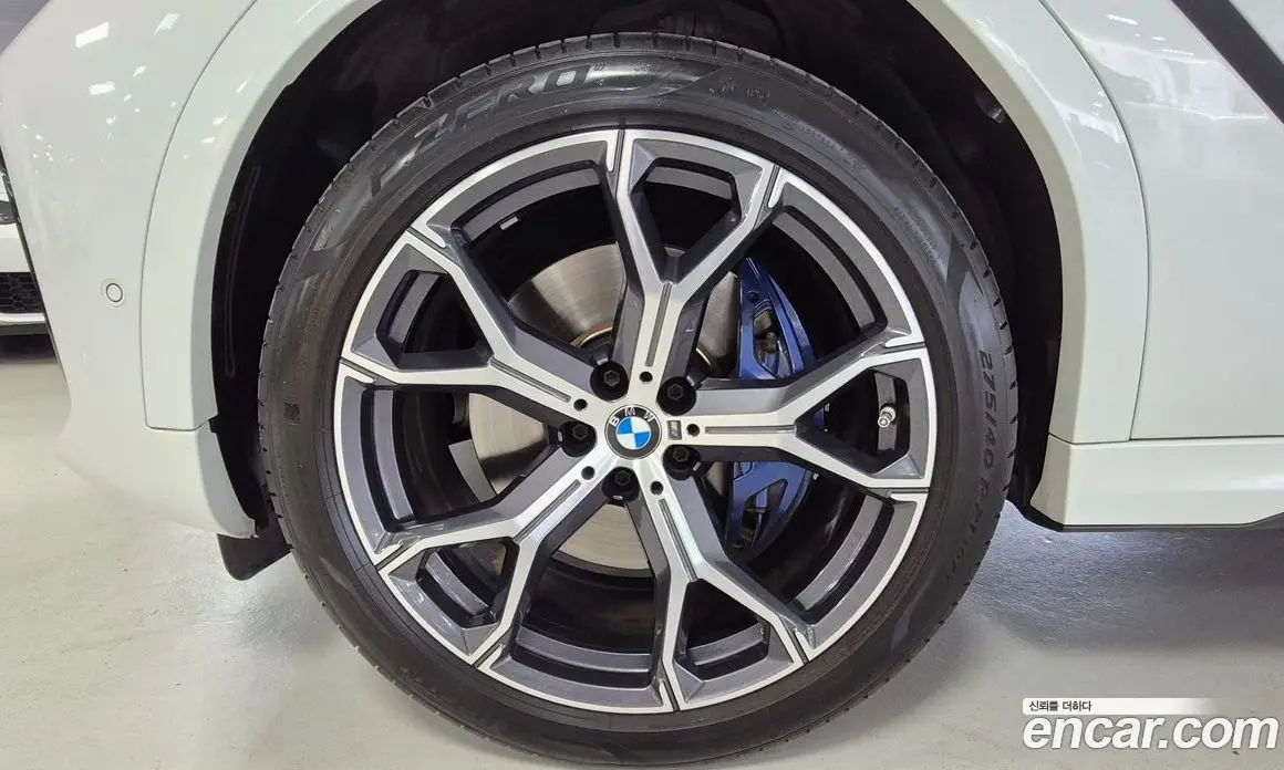 BMW X6 2022 3.0 автомат (гидро), фото 5 BMW X6 2022 3.0 автомат (гидро), фото 5