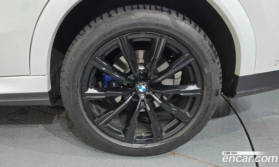 BMW X6 2023 3.0 автомат (гидро), фото 7 BMW X6 2023 3.0 автомат (гидро), фото 7