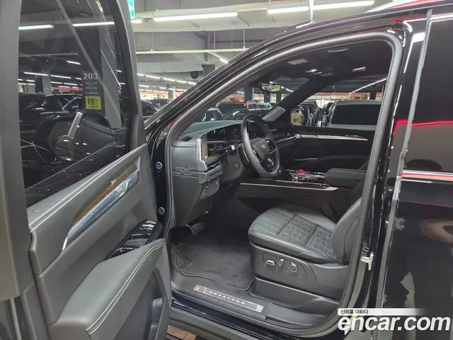 Cadillac Escalade 2025 6.2 автомат (гидро), миниатюра 6 Cadillac Escalade 2025 6.2 автомат (гидро), миниатюра 6