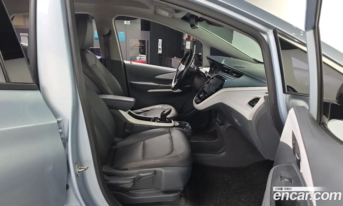 Chevrolet Bolt EV 2017 0.2 автомат (гидро), фото 17