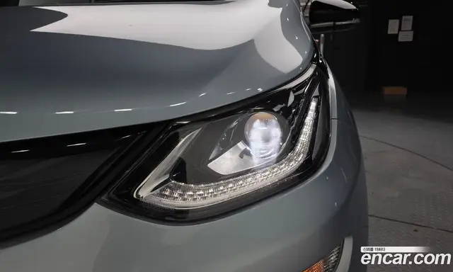 Chevrolet Bolt EV 2017 0.2 автомат (гидро), миниатюра 8