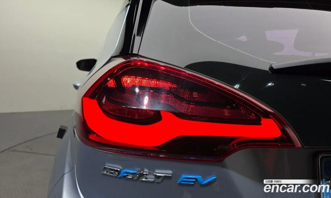 Chevrolet Bolt EV 2017 0.2 автомат (гидро), фото 9