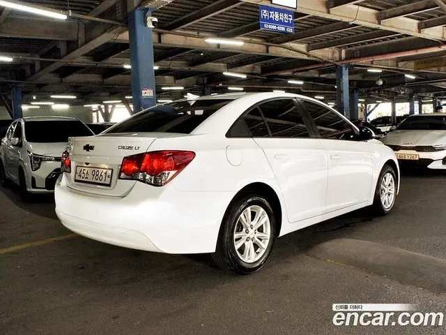 Chevrolet Cruze 2014 1.8 автомат (гидро), миниатюра 2 Chevrolet Cruze 2014 1.8 автомат (гидро), миниатюра 2
