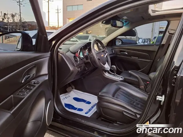 Chevrolet Cruze 2015 1.8 автомат (гидро), миниатюра 8