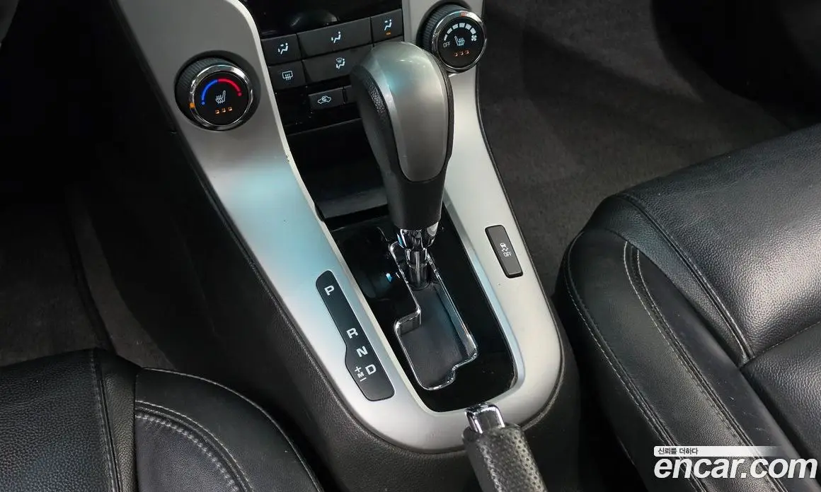 Chevrolet Cruze 2015 1.8 автомат (гидро), фото 9 Chevrolet Cruze 2015 1.8 автомат (гидро), фото 9