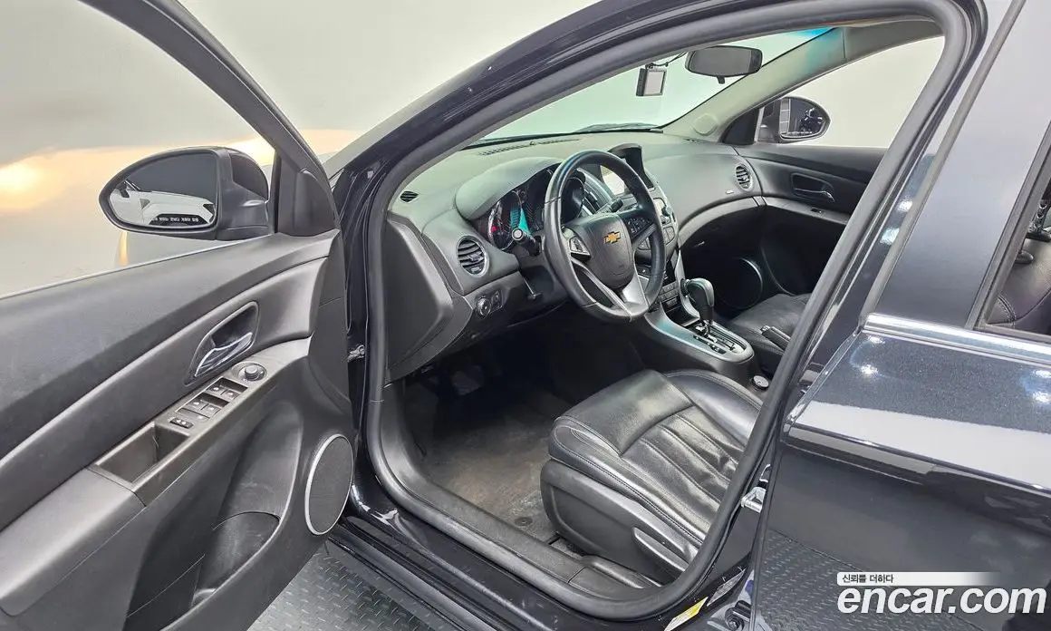 Chevrolet Cruze 2015 1.8 автомат (гидро), фото 10 Chevrolet Cruze 2015 1.8 автомат (гидро), фото 10
