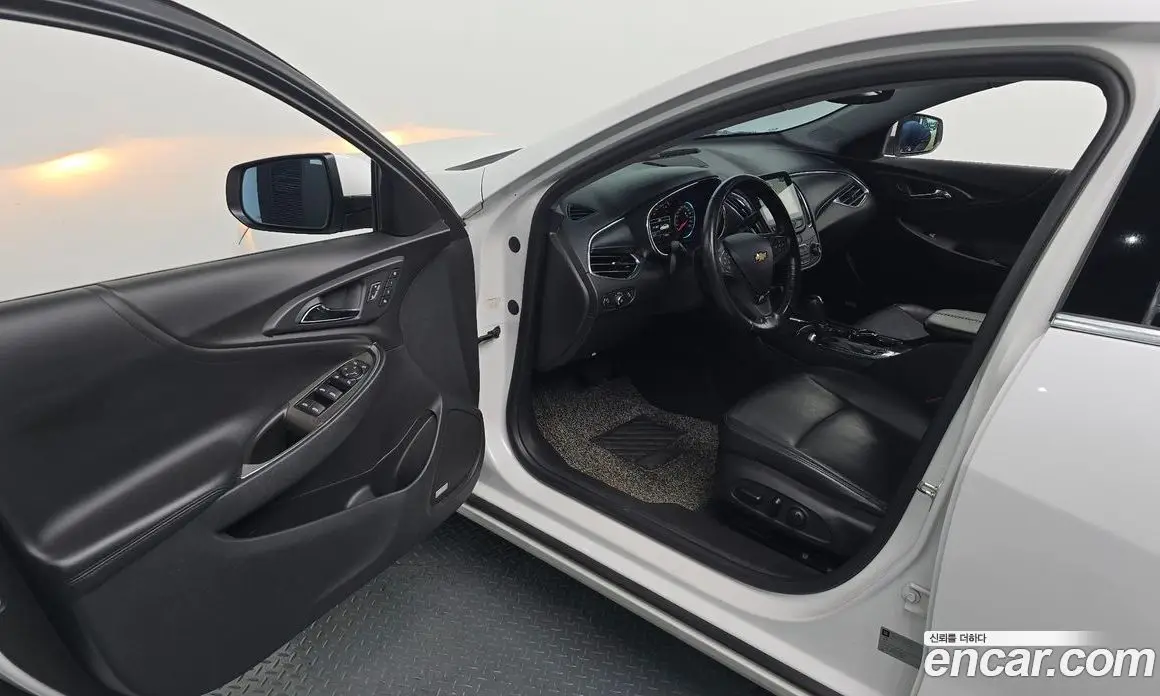 Chevrolet Malibu 2018 2.0 автомат (гидро), фото 12 Chevrolet Malibu 2018 2.0 автомат (гидро), фото 12